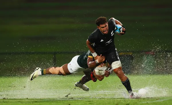 New Zealand U20 and Junior Springboks share spoils in soaking conditions