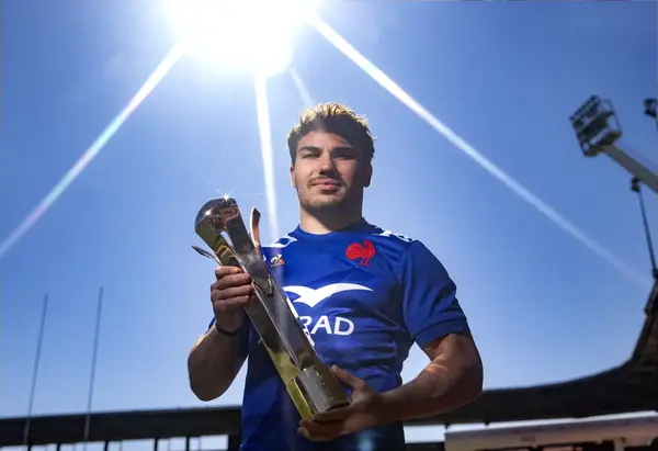 Dupont dazzles again as Toulouse demolish Bordeaux 59-3 in Top 14 final