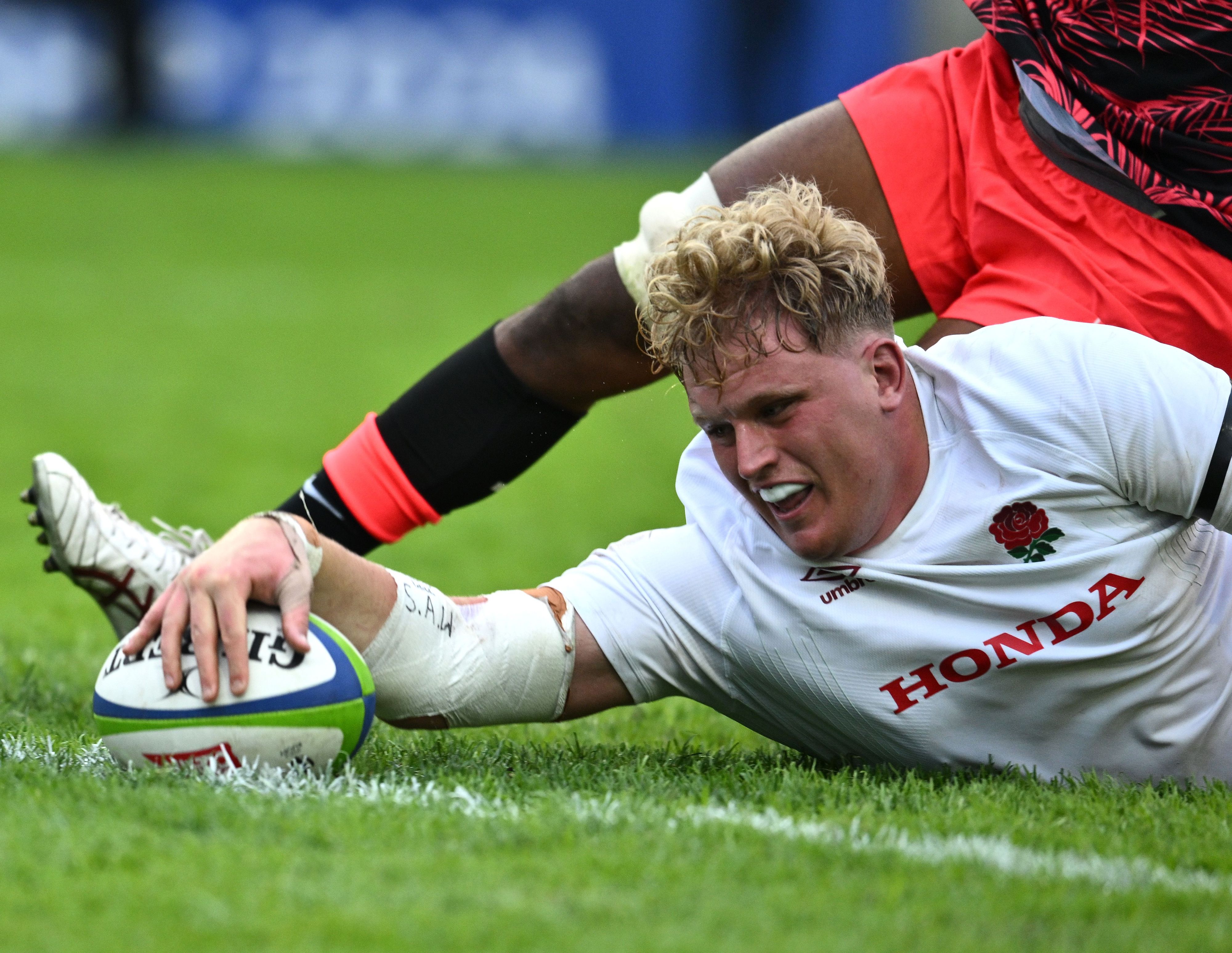 England U20s show strength in depth with bonus-point win over Fiji