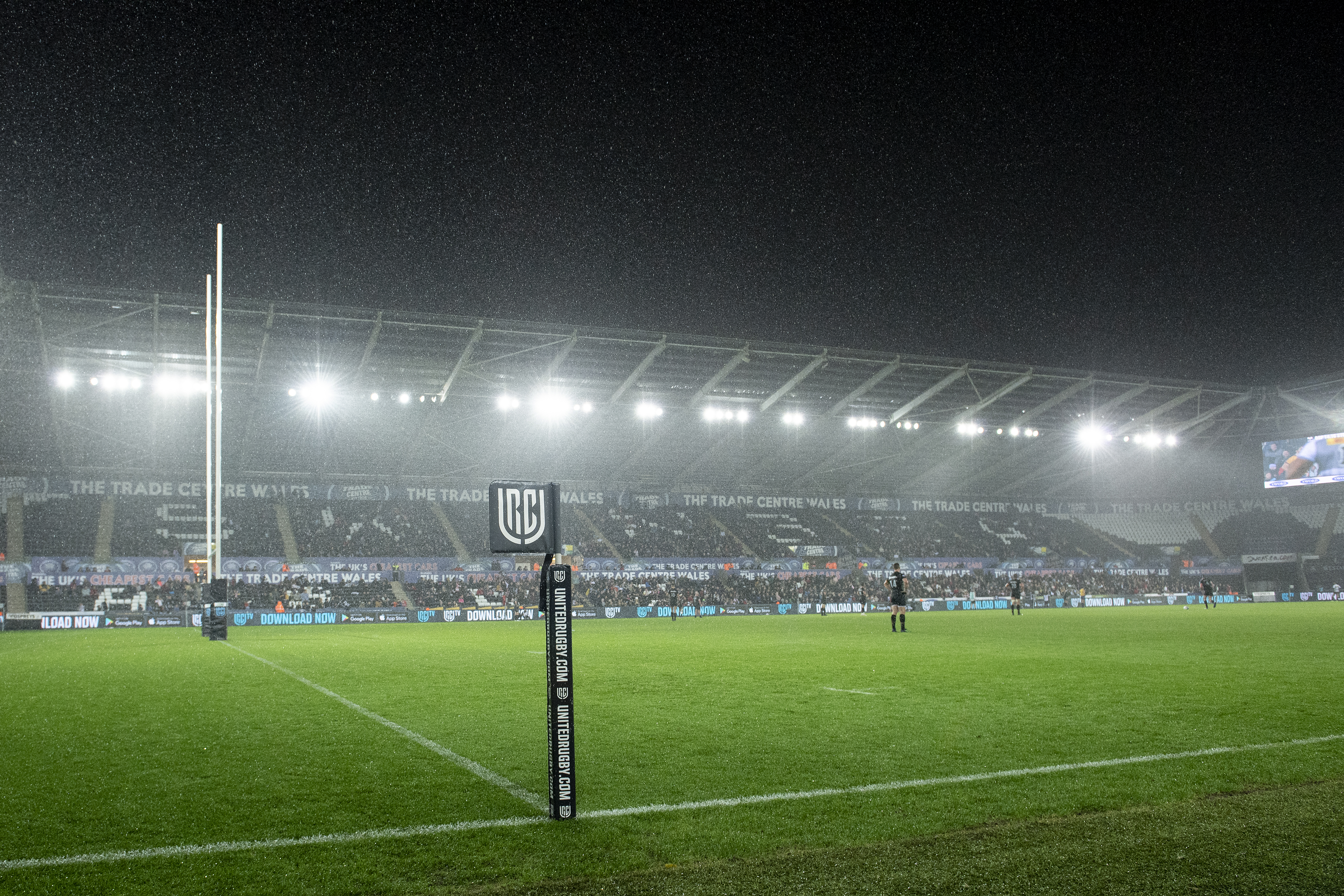 Ospreys secure dramatic victory over Scarlets with last-gasp try