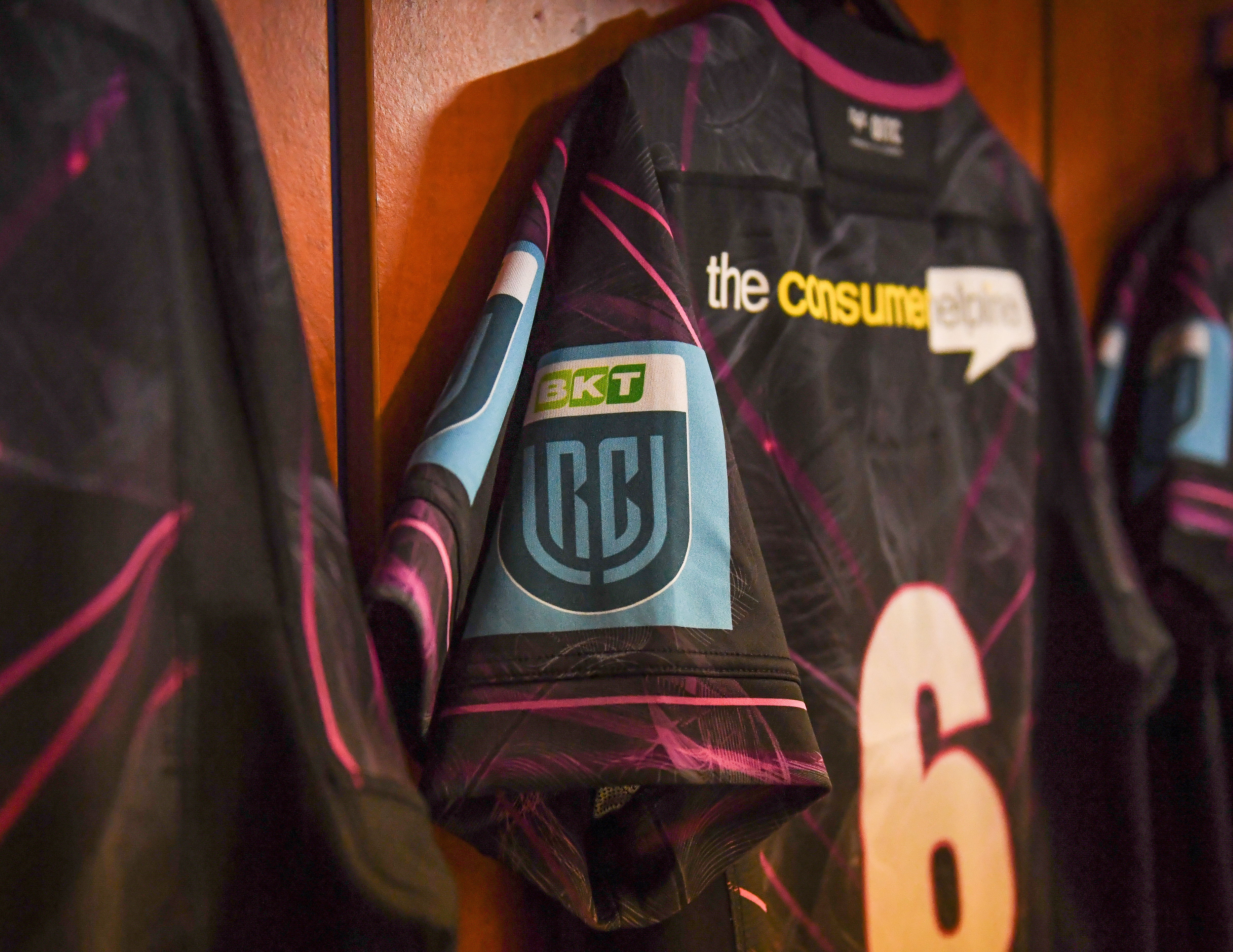 Giles’ last-gasp try seals Ospreys dramatic victory over Dragons