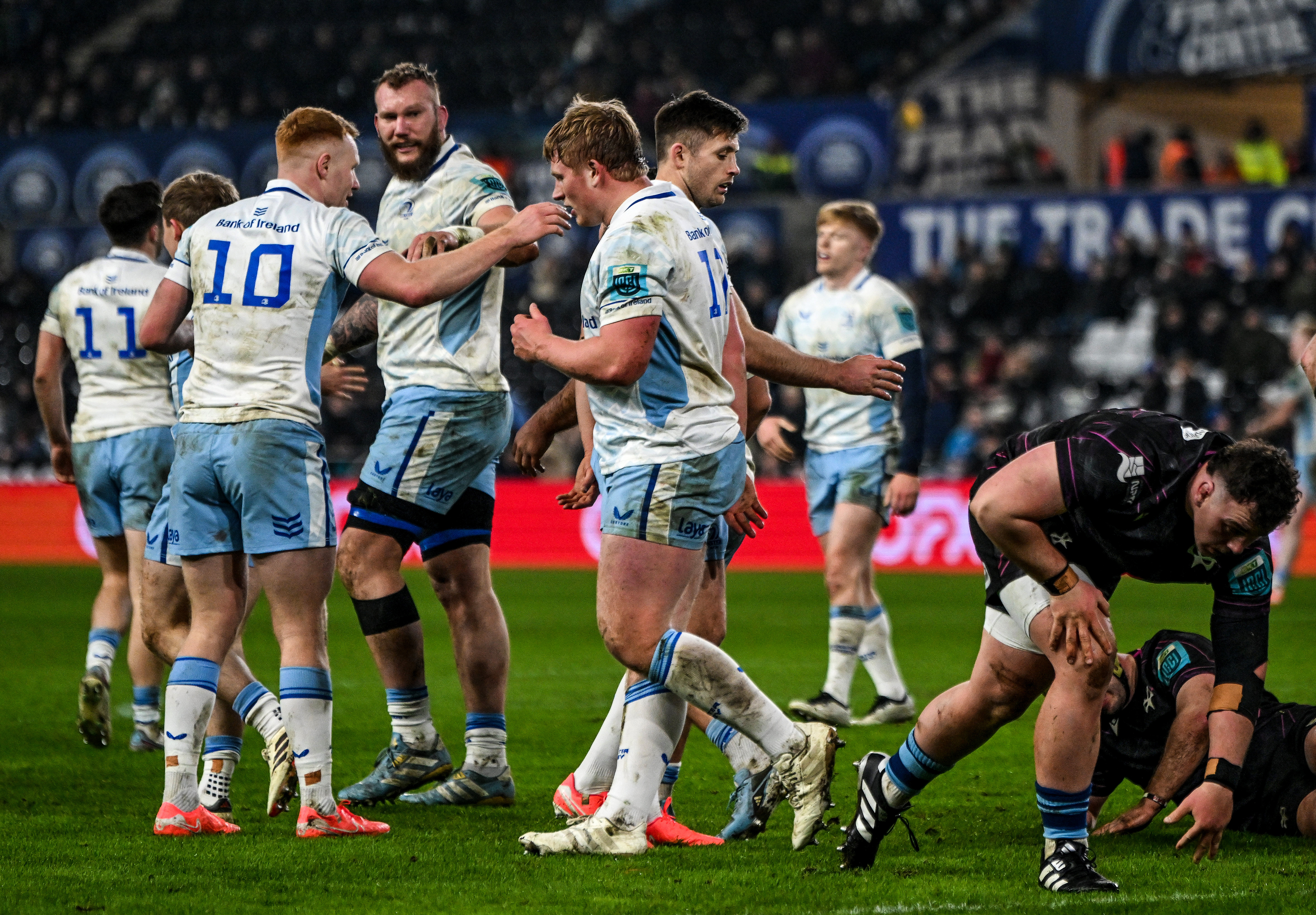 Leinster pushed all the way by Ospreys to maintain unbeaten run