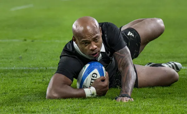 All Blacks and Blues wing confirms departure from New Zealand