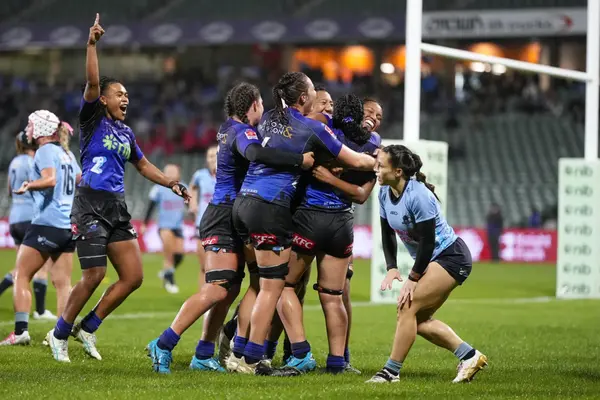 Blues storm past Waratahs to claim Super Rugby Champions Final