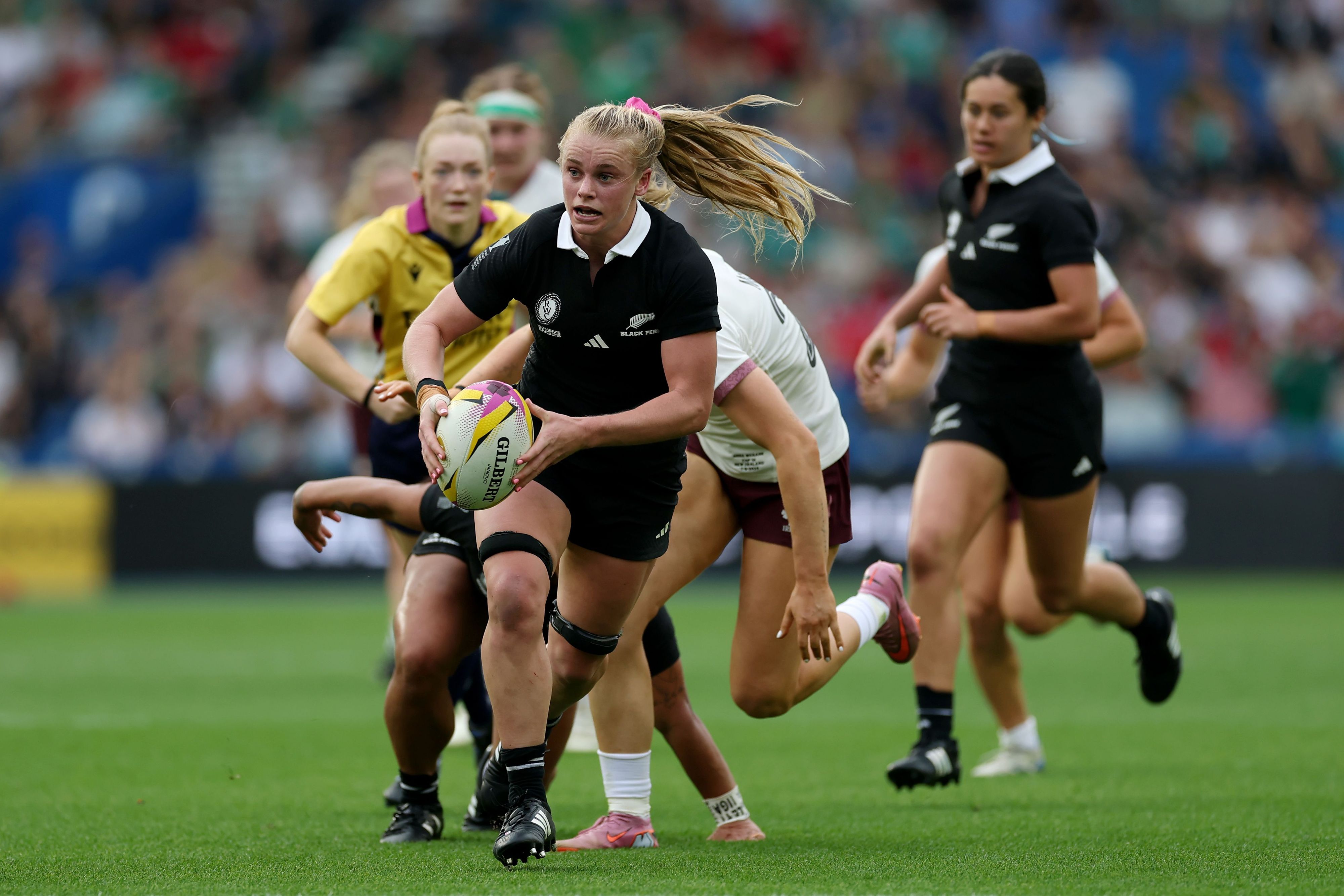 Top seeds march on as quarter-finals confirmed for World Cup