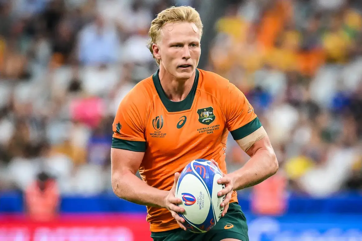 Carter Gordon ends NRL stint to sign three-year deal with Reds