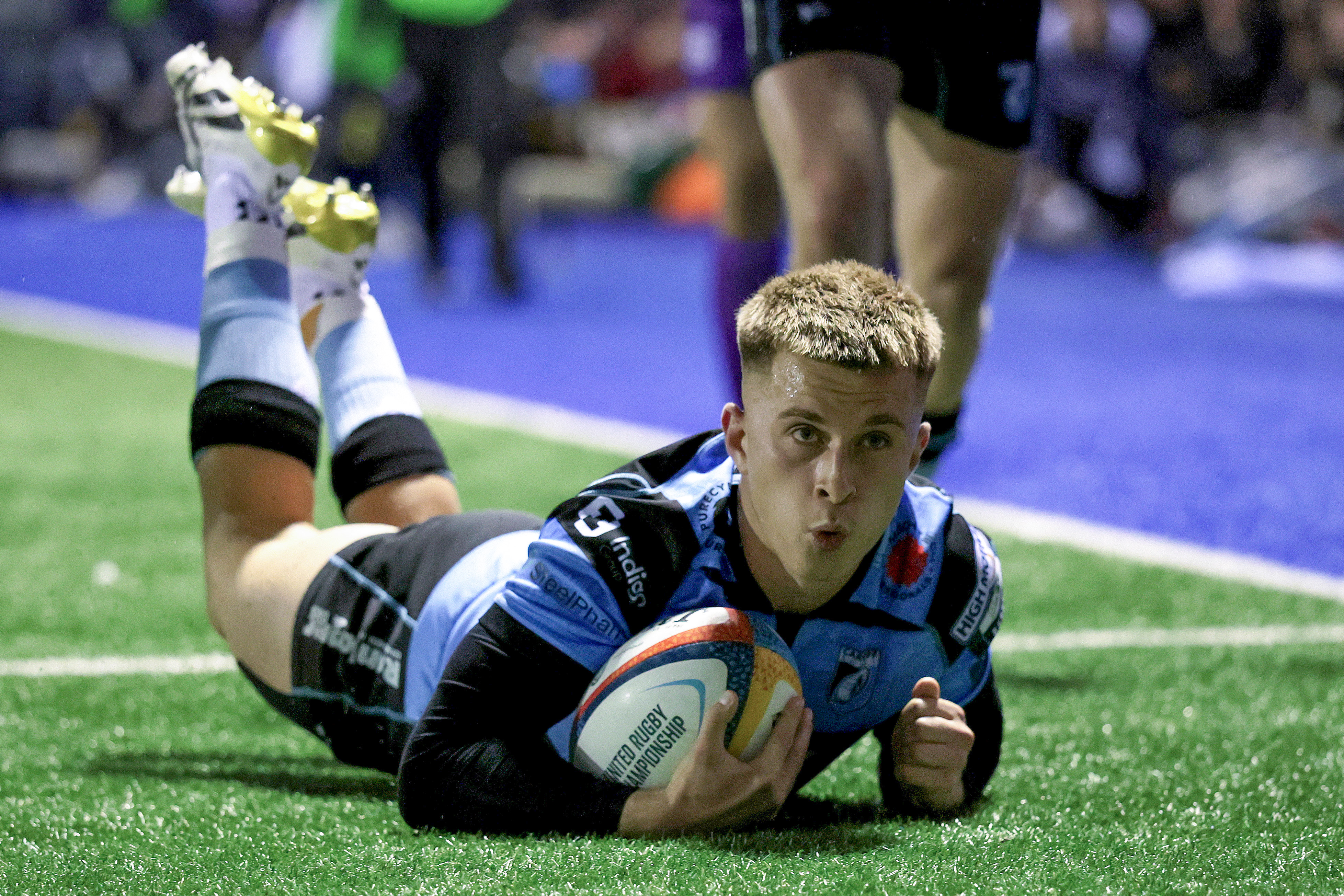 Ironman Cam Winnett thriving under guidance of idol at Cardiff
