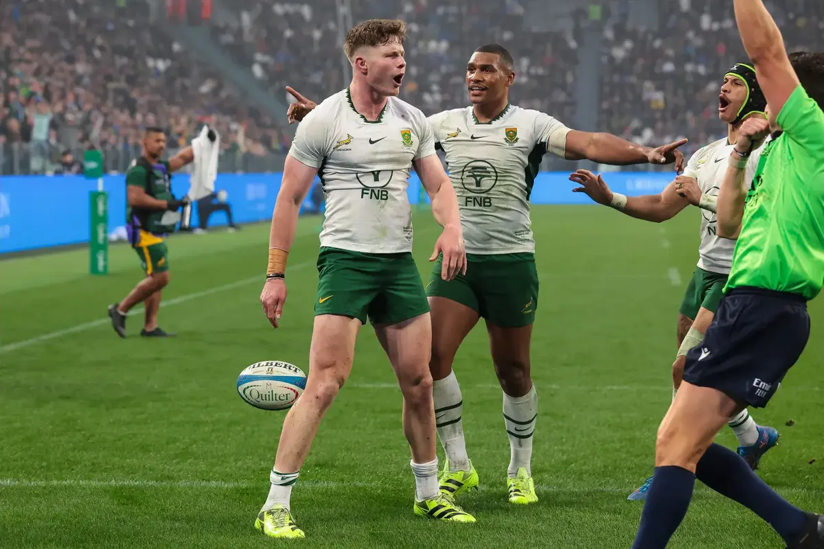 Springboks survive another red card to hold off Italy in Turin
