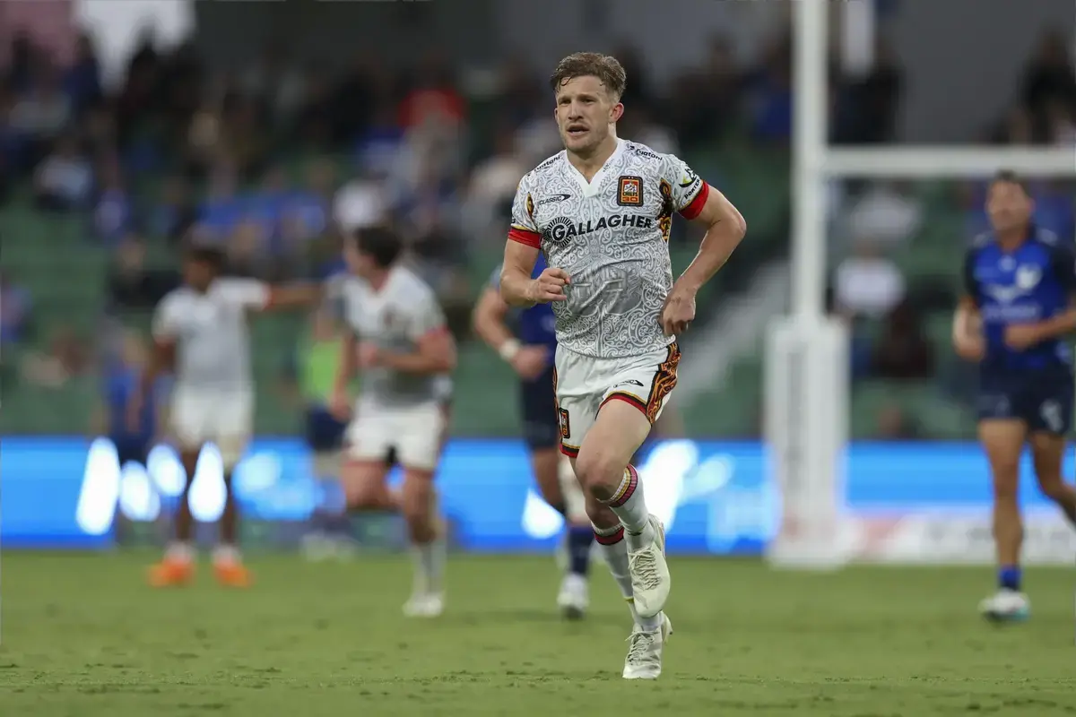 Chiefs without McKenzie as injury toll mounts for Waratahs clash